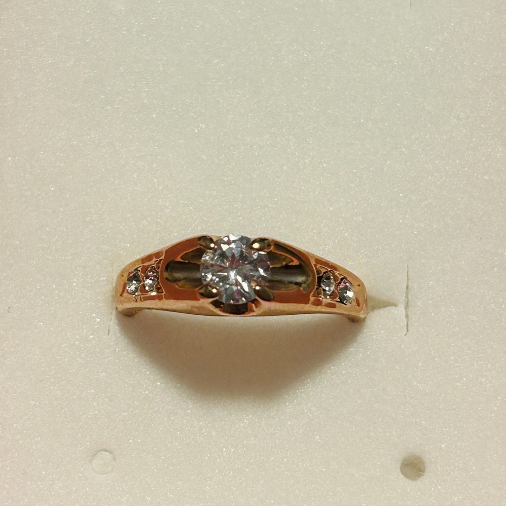 Rose Gold Rhinestones Ring - Picture 6 of 6